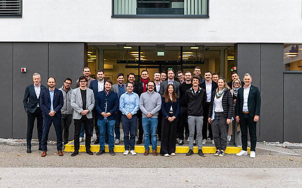 Die Junge Industrie bei hollu