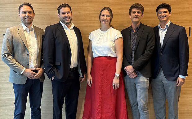 Das neue Vorstandsteam der JI Tirol (v. l. n. r.): Manuel Lindner, Christoph Mederle, Irene Wüster, Georg Kloger und Alois Fröschl (ohne den abwesenden Patrick Huter)